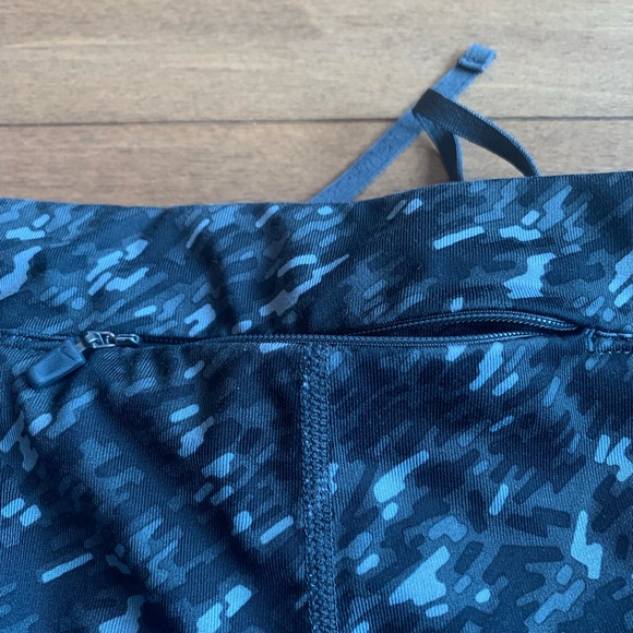 Nike-Fit Capri Athletic Leggings - Picture 3 of 4